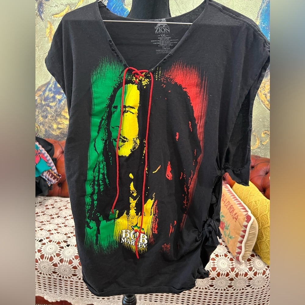 Zion Rootswear Black T-Shirt size XXL in GUC